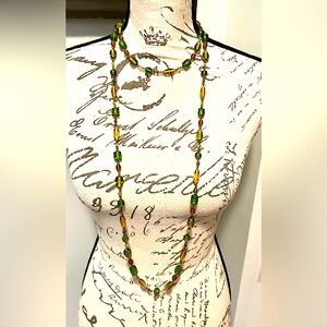 Gorgeous Vintage Venetian, Murano glass necklace, 29”+ L, RARE FIND, EUC